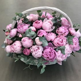 Корзина с цветами №502