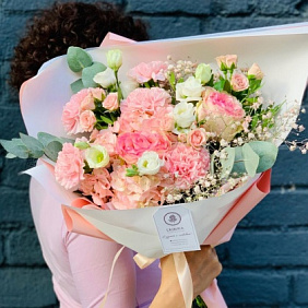 Букет цветов "Розовый фламинго" №174