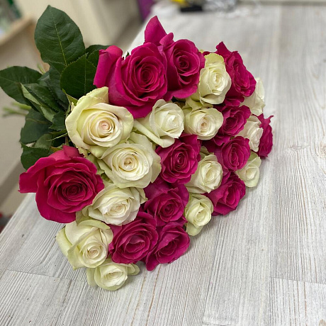 Букет из 25 роз микс №160 - Фото 6