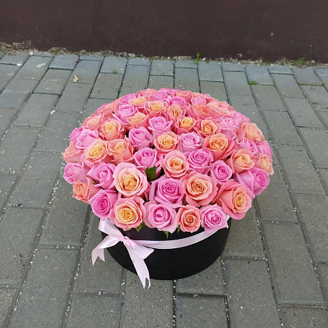 71 роза в черной коробке - Фото 6