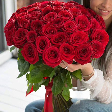 Букет из красных роз Ред Наоми 35 шт - Фото 3