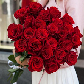 Букет из 19 роз №181