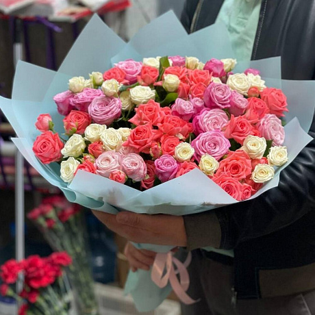 Букет из 39 микс кустовых роз - Фото 5
