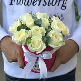 Коробки с цветами. Розы.  11 роз . N205