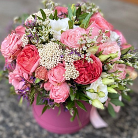 Цветы в коробке №908