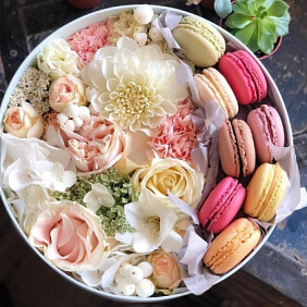 Красивая коробка цветов «Наслаждение»