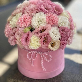 Цветы в коробке №687