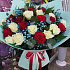 Букет 31 красивых роз и гипсофиллы «Влечение» - Фото 2