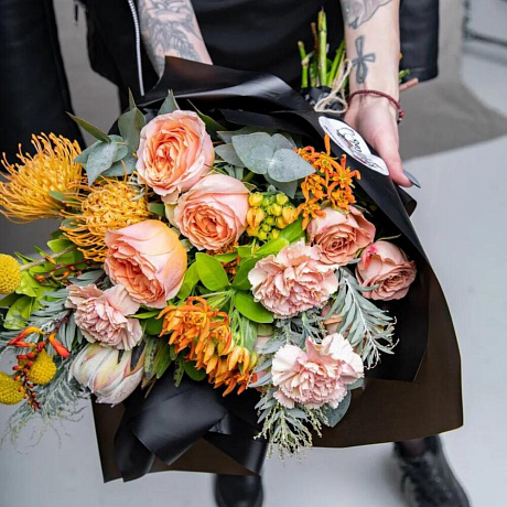 Букет из цветов Люди в чёрном - Фото 3