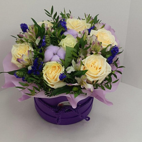 Цветы в коробке №256