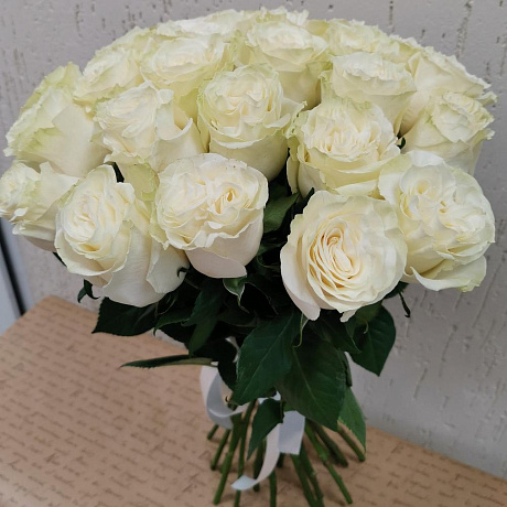 Букет из 25 роз Эквадор Мондиаль 50см - Фото 3