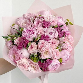 Букет цветов "розвая роза"