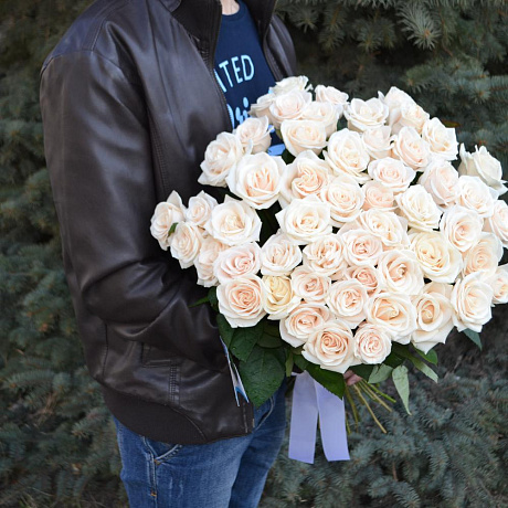 белая роза Аваланж - Фото 2