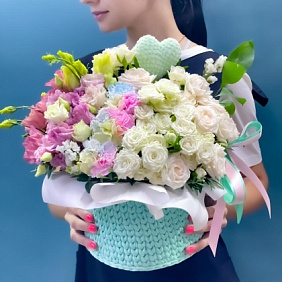 Уникальная вязанная коробочка ручной работы с сердцем