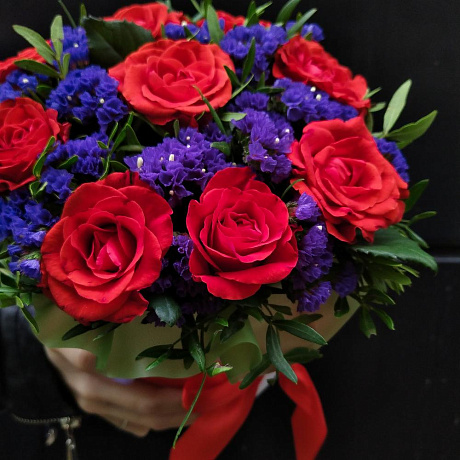 Букет цветов Blue and red - Фото 4