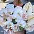 Цветы в коробке Luxury Flowers Орхидеи и Пионовидные розы - Фото 4