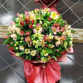 Букет цветов Альстромерия №172