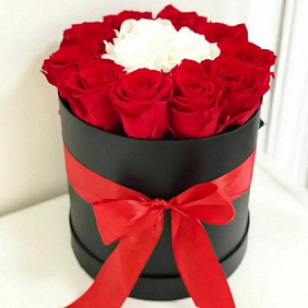 Коробка  с розами