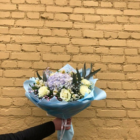 Букет из Гортензии и Розы №163
