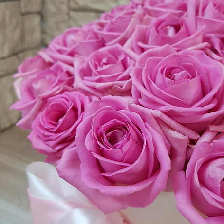 Коробка из 19 розовых роз - Фото 4