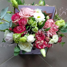 Цветочная композиция в ящике" №165