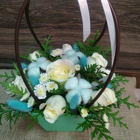 Цветы в коробке №831