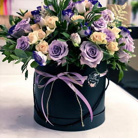 Коробка цветов «Сиреневые мечты»
