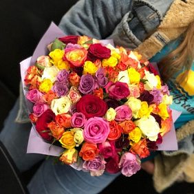 101 разноцветная роза №163
