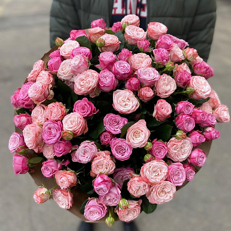 Букет из кустовых роз Бомбастик - Фото 1
