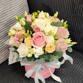 Цветы в шляпной коробке №161