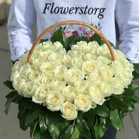 Корзины с цветами. Розы. Сердце из роз. N40