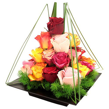 Композиция цветов Пирамида Роз - Фото 1