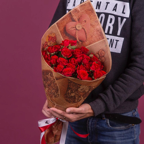 Букет из красных кустовых роз №162 - Фото 1