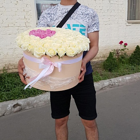 Роза  в коробке