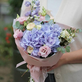 Сборный букет с гортензией №164