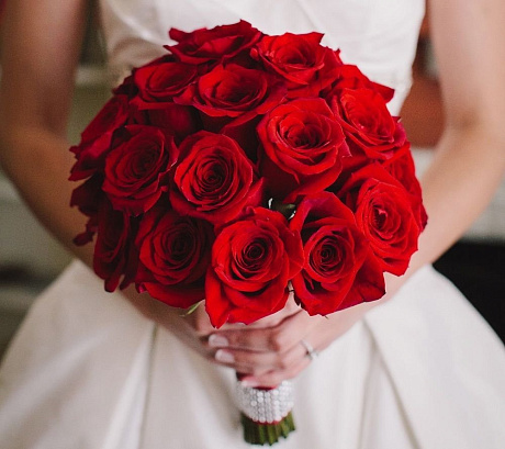 Букет Грация из красных роз - Фото 1