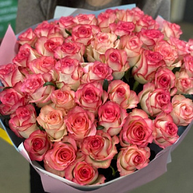 Букет роз "Джумилия 51" №160