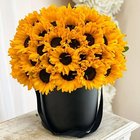 Цветы в коробке №468