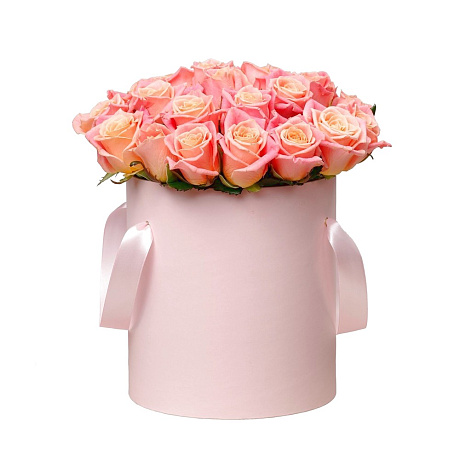 25 роз мисс пиги в розовой шляпной коробке №19 - Фото 1