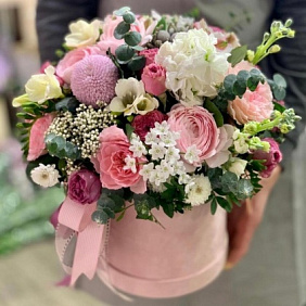 Цветы в коробке №913