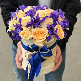 Цветы в коробке "Комплимент" №2