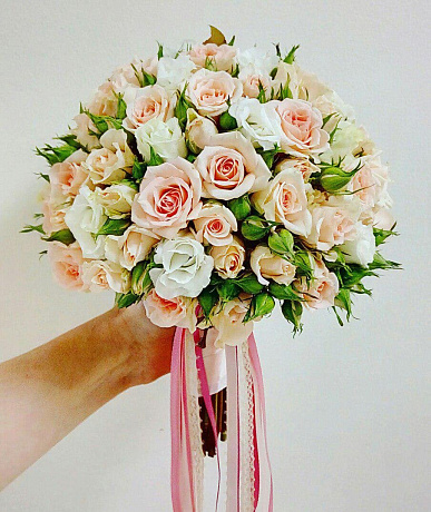 Букет невесты Яна из кустовой розы - Фото 1