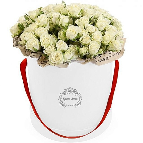 Белые кустовые розы в белой шляпной коробке №20 - Фото 1