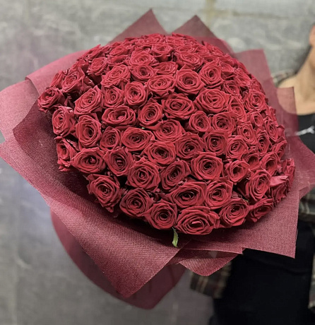 Роскошный букет из 101 красной розы №161 - Фото 1