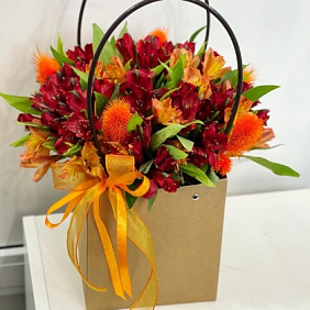 Цветы в коробке №318