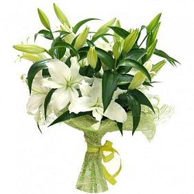 Букет белых лилий "Лайм"