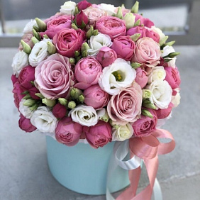 Цветы в коробке Милой Кокетке
