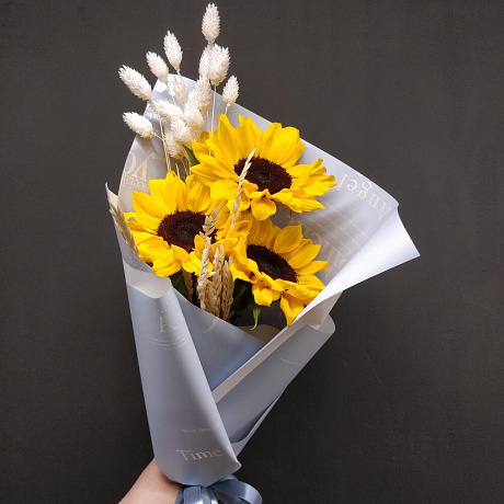 Букет цветов Три солнышка - Фото 1