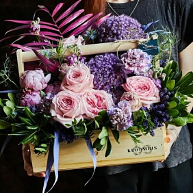 Композиция цветов "Город любви"