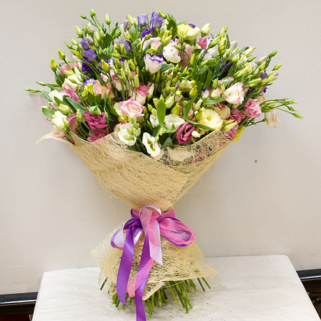 Букет из лизиантусов Лизиантус микс - Фото 1
